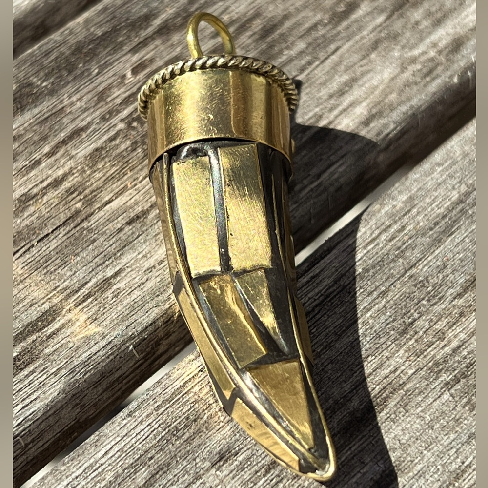 Vintage Gold Mosaic Fang Pendant Necklace